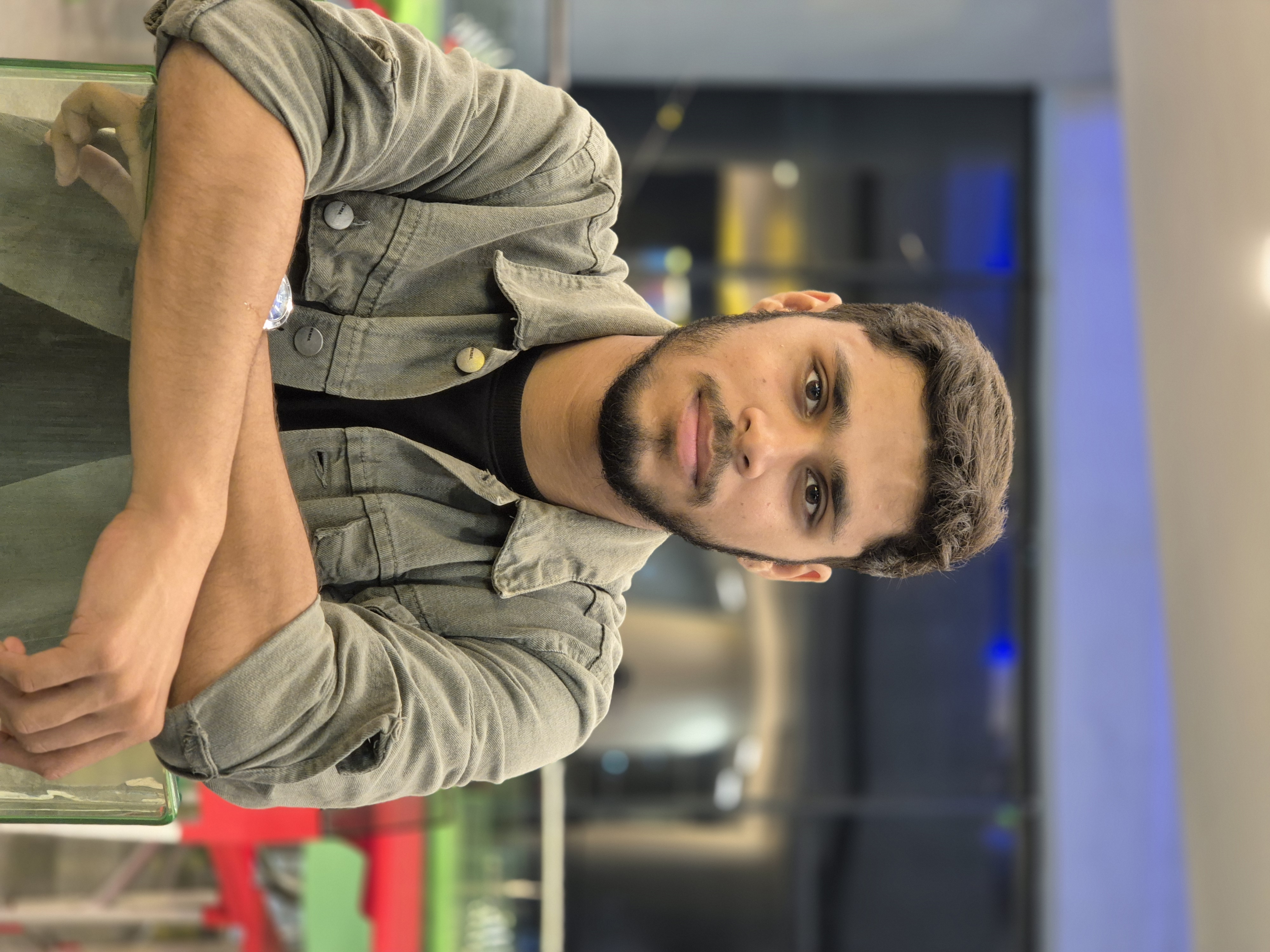 Arghajeet  Roy