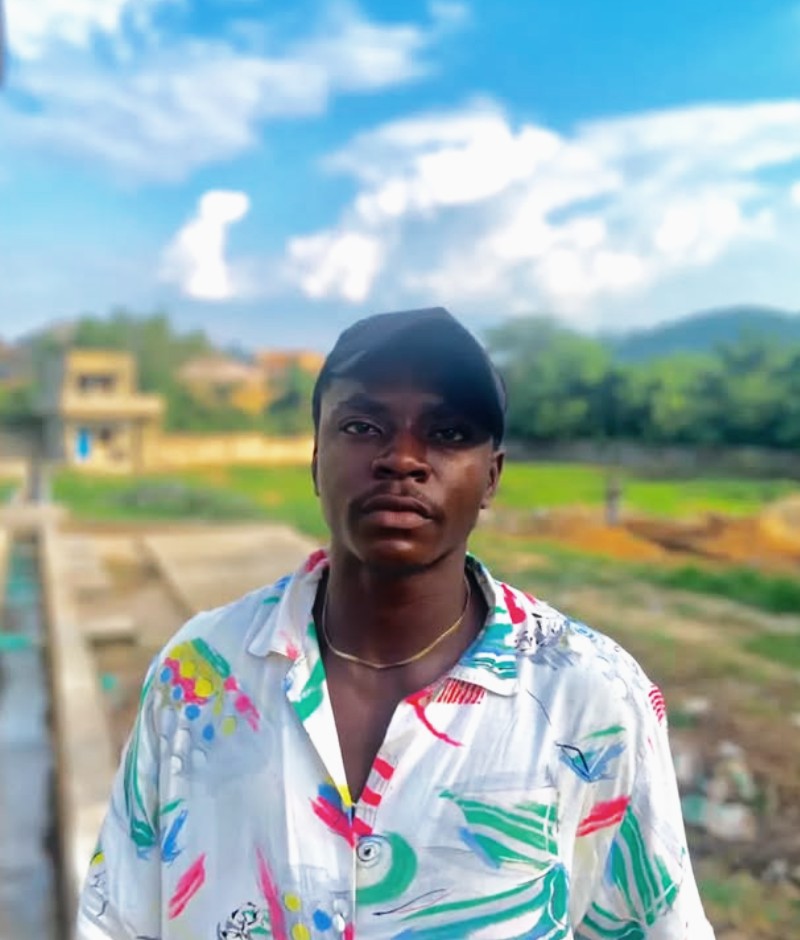 Bolarinwa  Emmanuel Oyelakin 