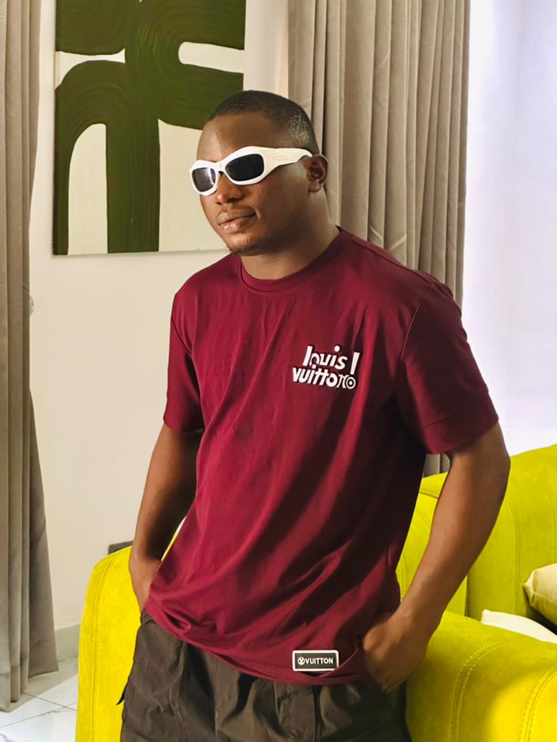 Emzytee  Oriade1