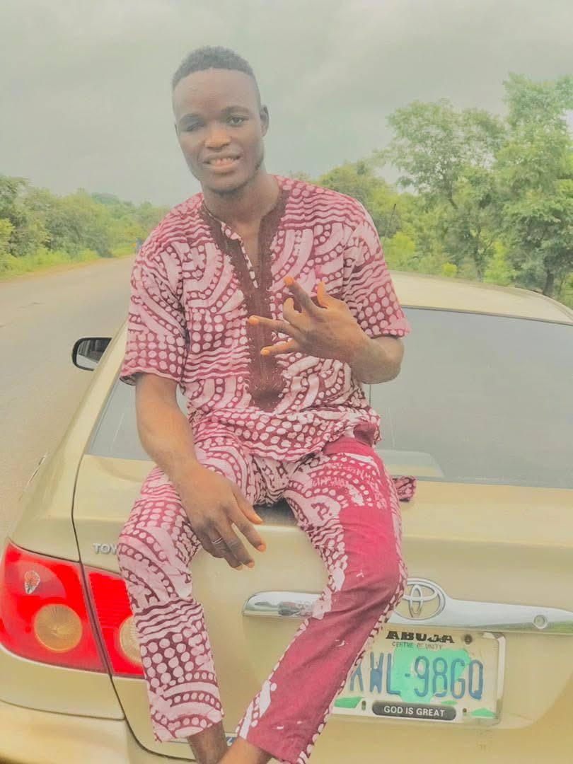 Azeez  Yusuff