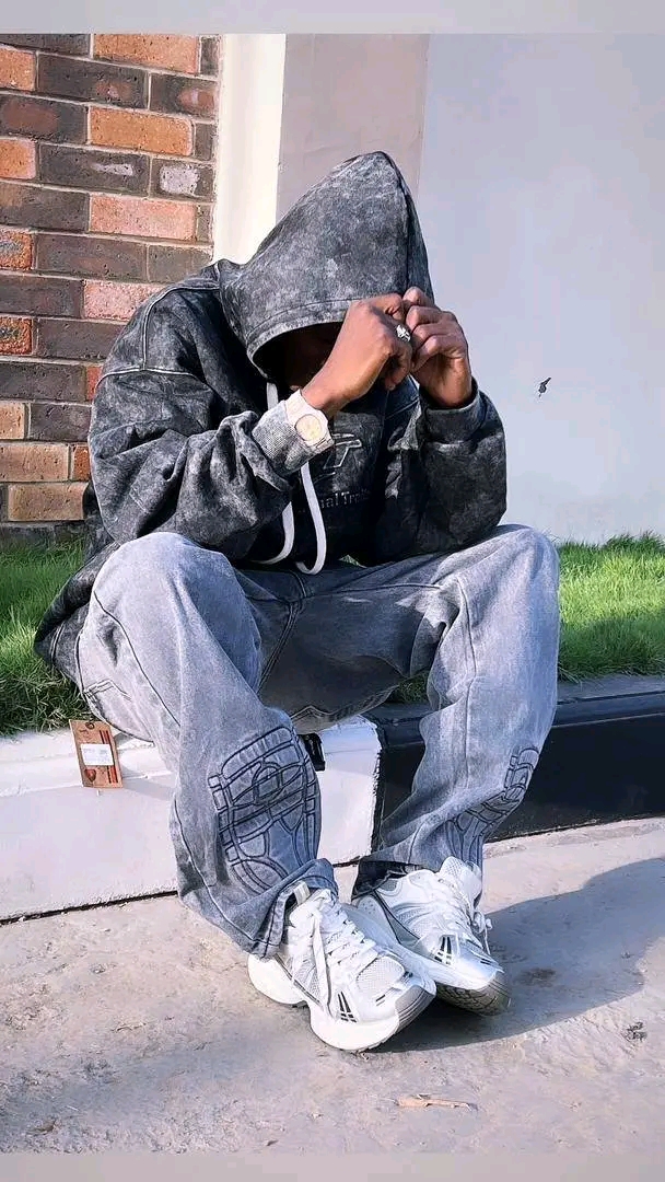 Koyin Black