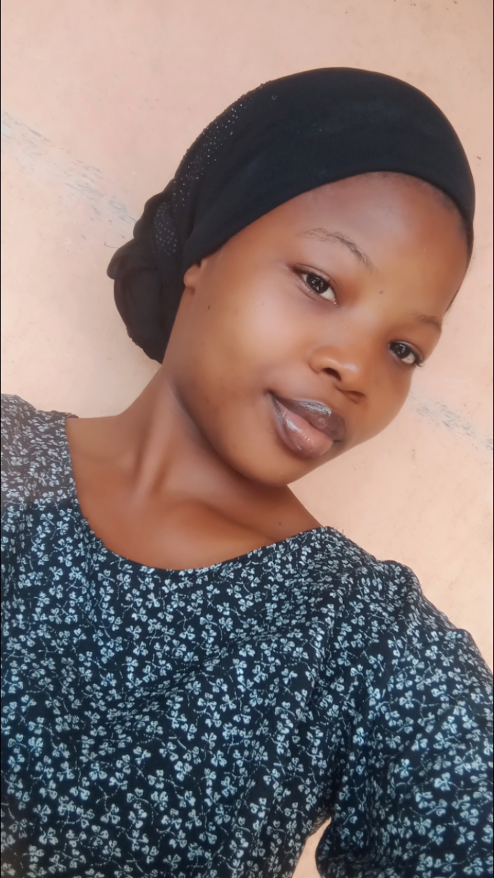 Toyosi Mikaheel