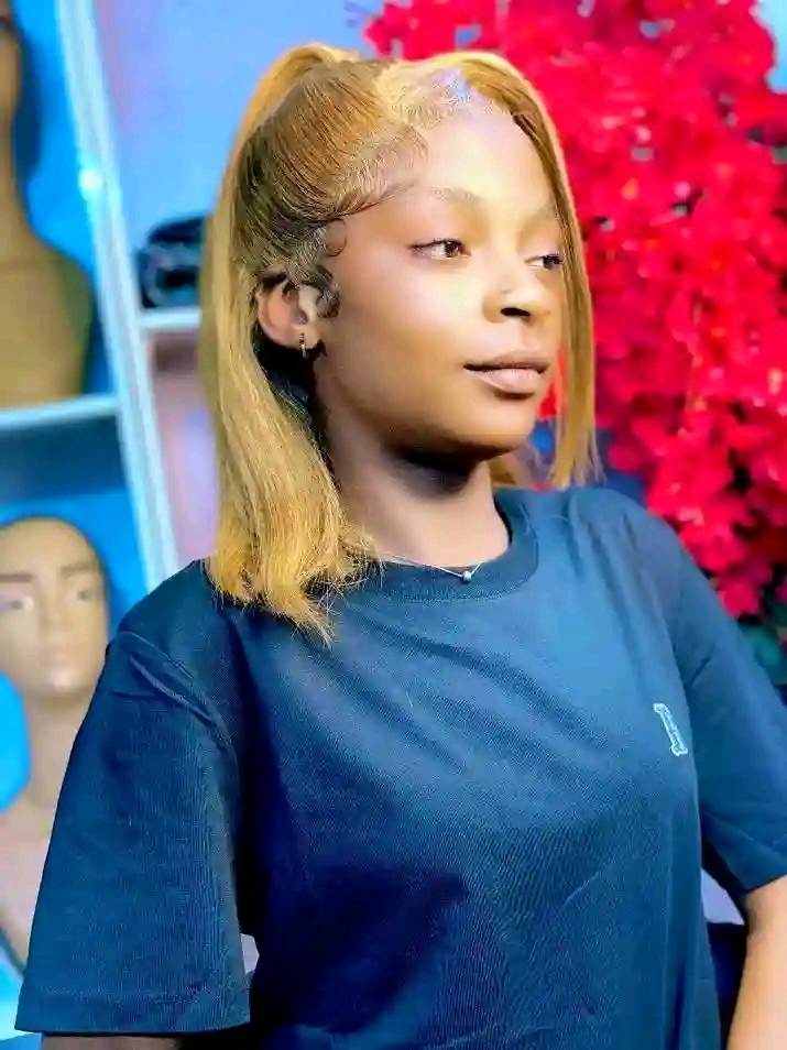 Akinola  Mirah 