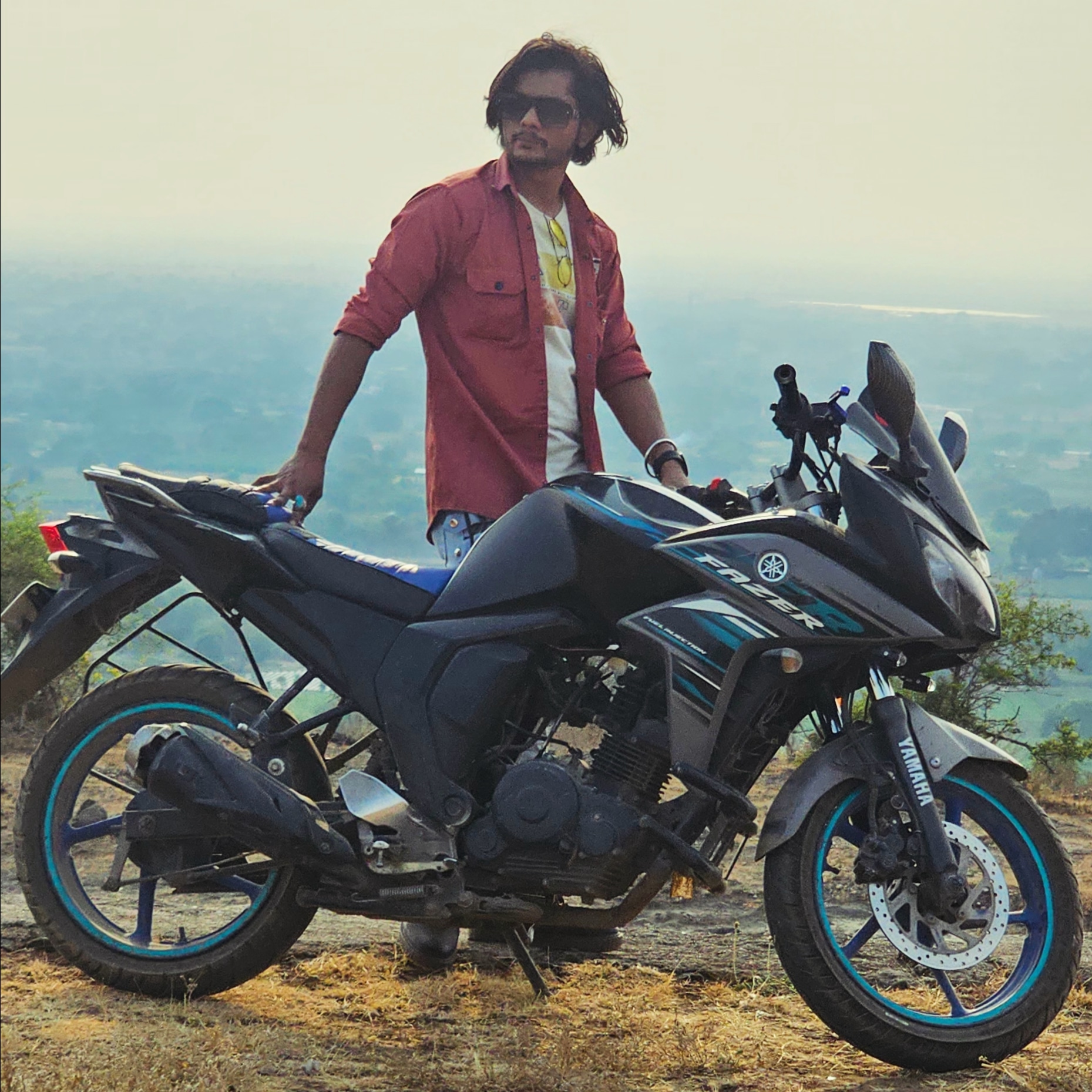 Zeeshan  Shaikn